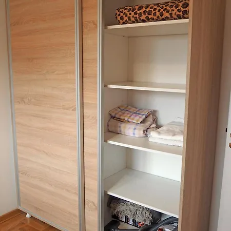 Cozy Nest Apartment *